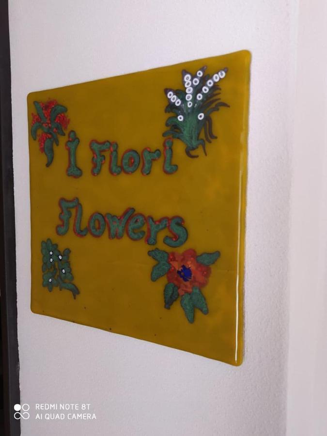 I Fiori Nel Golfo Di Baratti Leilighet Eksteriør bilde